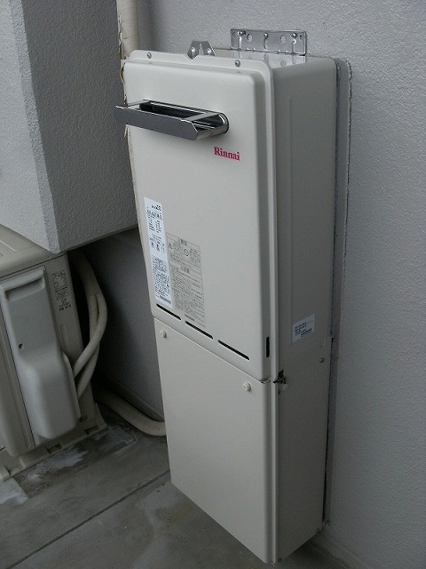 リンナイ ガス給湯専用機 20号 PS設置型 RUX-Aシリーズ Rinnai 屋外壁掛 耐硬水仕様品 都市ガス 春先取りの RUX-Aシリーズ